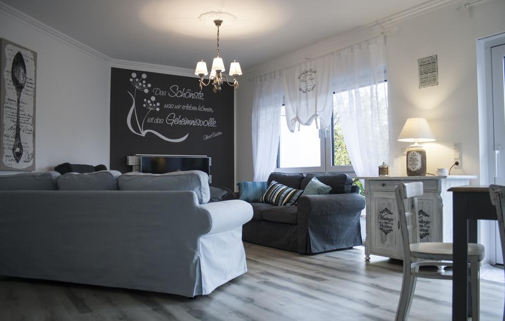Ferienwohnung Viva La Vida Bendorf Esterno foto